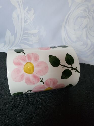 Ostalo posuđe: Bombonijera nova,vintaz Villeroy & Boch.Nemacka. Bombonijera ili na lalafo.rs — 8 Ostalo posuđe: Bombonijera nova,vintaz Villeroy & Boch.Nemacka. Bombonijera ili — 8