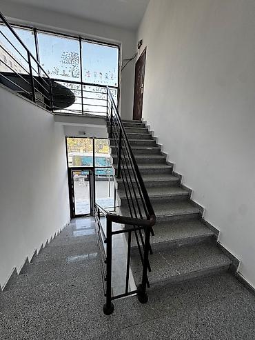 Kommersiya daşınmaz əmlakının satışı: 4 cü mikrarayon dairesi Abyekt tam temirli eşyalı herşey içinde — 2