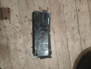 radiator barmaqlığı 07: Land Rover 322, 2009 il, İşlənmiş — 2