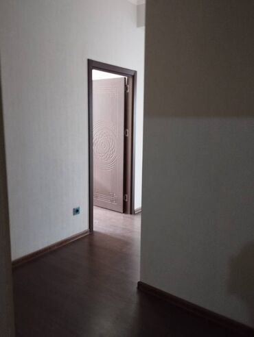 Uzunmüddətli kirayə mənzillər: Yasamal rayonu, Mida 2-də olan, 12 mərtəbəli yeni tikili binanın 4-cü — 4