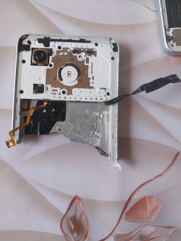 игровой ноутбук баку: Məhsul: Smartfonun ehtiyat hissələri (korpus və iç komponentlər)