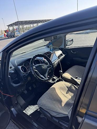 такта гая: Honda Jazz: 2011 г., Автомат, Бензин, Хэтчбэк — 5
