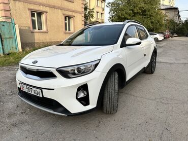 Kia: Kia Stonic: 2017 г., 1.6 л, Робот, Дизель, Кроссовер