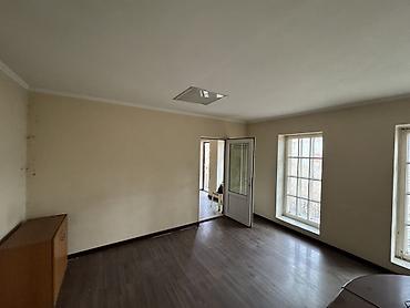 Продажа цехов, заводов, фабрик: Продаётся земельный участок 37 соток с капитальными строениями — — 10