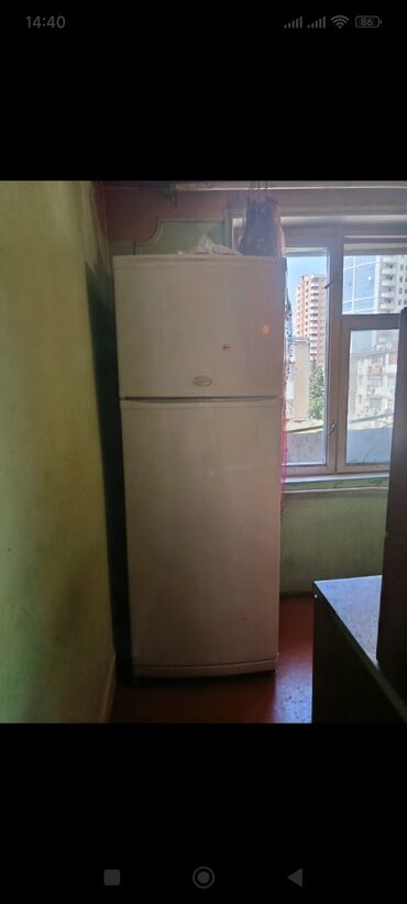 ev ucun soyducular: 2 qapılı Whirlpool Soyuducu Satılır, rəng - Ağ