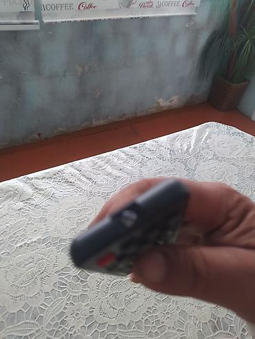 mini clip mp3 player: Necvox universal pult – avtomobil multimedia/monitor sistemləri üçün — 1