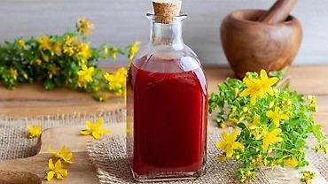 koja pencek: Kantaron yağıKantaron yağı 100 ml- 12.99 AZN 1L- 52.99 AZN Tərkibində — 1