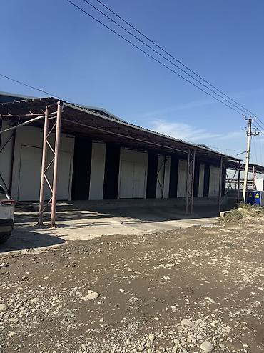 жилой вагончик: 3000 м², Первая линия, С парковкой — 4