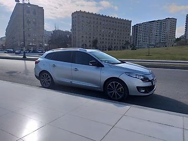 bmw e34 bufer: Renault Megane Estate (universalı) – gümüşü rəng - Kuzov: 5 qapılı — 2