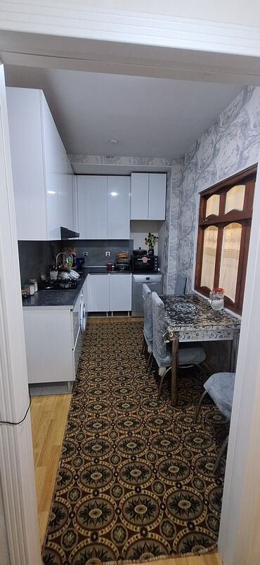 Həyət evləri və villaların satışı: Həyət evi 4 otağ zal və mətbəx ev Sabunçuda yerləşir 155 nöm Məktəbin -da lalafo.az — 6 Həyət evləri və villaların satışı: Həyət evi 4 otağ zal və mətbəx ev Sabunçuda yerləşir 155 nöm Məktəbin — 6