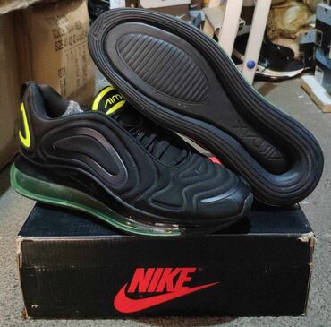 Women's Sneakers and athletic shoes: A klasa 4400 — 18