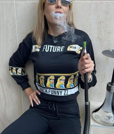 Kompleti: S m l xl 
1900 r d — 3