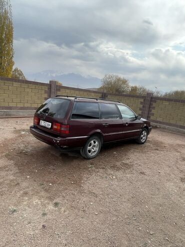 продаю в связи с переездом: Volkswagen Passat: 1996 г., 2 л, Универсал