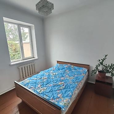 Үйлөрдү сатуу: 6 бөлмө жана андан көп, 203 м², 5 соток, Бишкек, Чиркөө Менчик ээси — 7
