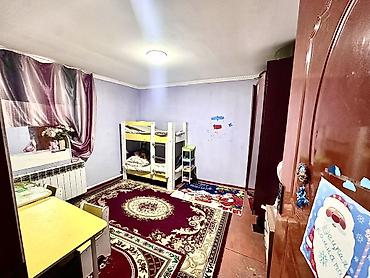 токмок кун чыгыш: 🏡 Достук айылында Жаны Ош базардын бет мандайында 7линия да уй — 6