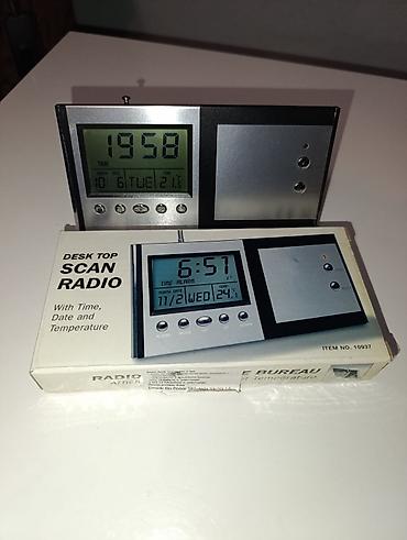 dobra lupa: Stoni digitalni “Desk Top Scan Radio” sa satom, kalendarom i — 4