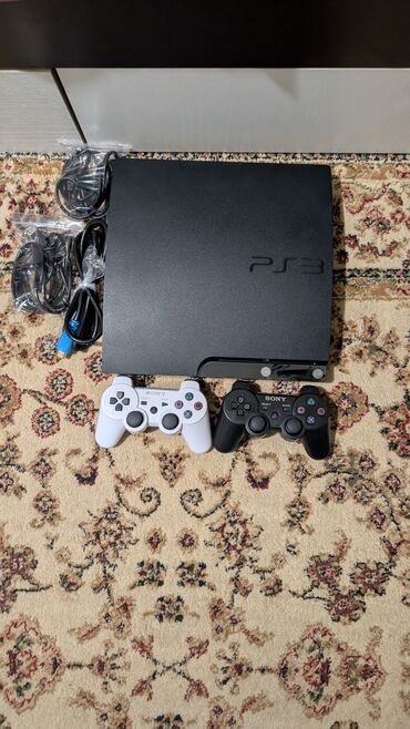 сони плэйстейшен: Прошитая playstation 3 с двумя джойстиками и всеми нужными проводами