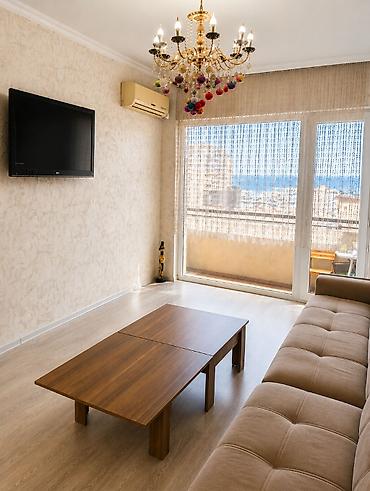 Mənzillər: Bakı, 2 otaqlı, Köhnə tikili, m. Həzi Aslanov, 65 kv. m — 2
