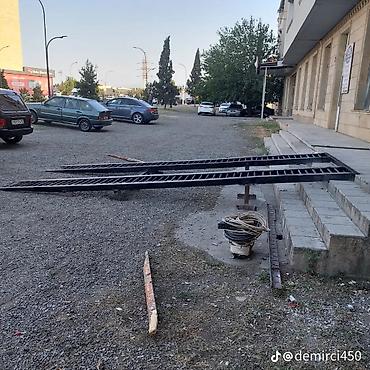 step deke cena: Məhsul: Avtomobil üçün metal pandus/cüt rels Təsvir: - Möhkəm — 2