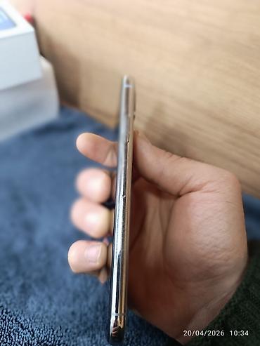 Apple iPhone: IPhone X, Gümüşü, Face ID — 4