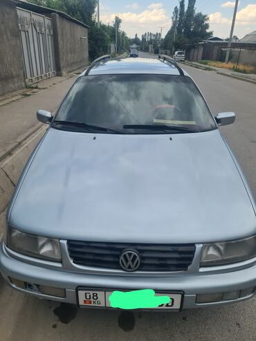 passat машина: Volkswagen Passat: 1995 г., 1.8 л, Механика, Бензин, Универсал