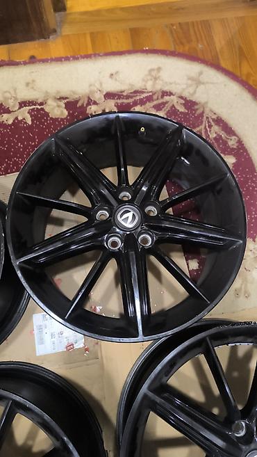 changan disk: Changan Uni-V üstə çıxma original disk,18lik 4əded disk satılır — 4
