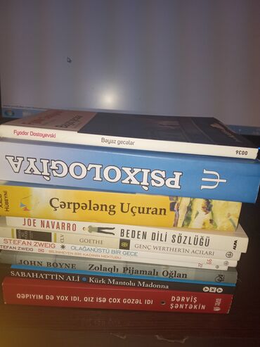 Художественная литература: Kitablar satılır her biri səliqəlidir beyaz geceler 3m psixologiya 7m