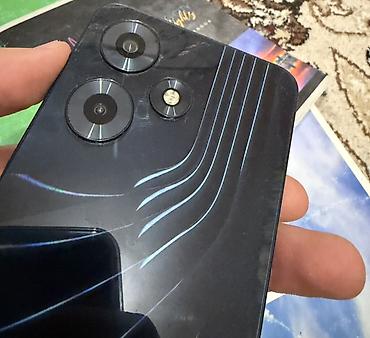 note 13 pro plus: Infinix Hot 30, Б/у, 256 ГБ, цвет - Черный — 2