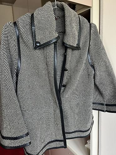 black squad kurtka: Qadin ucun kardiqan jaket matrealindadi isdidi — 1
