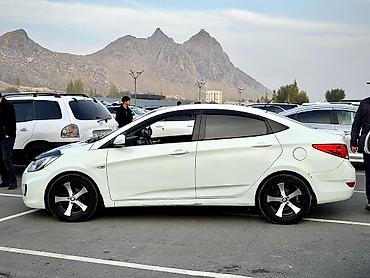 е 211: Hyundai Solaris: 2013 г., 1.6 л, Автомат, Бензин, Седан — 6