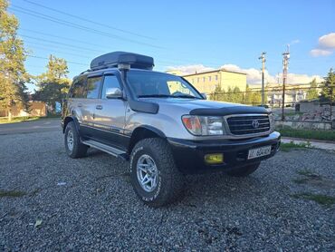 17 титан: Toyota Land Cruiser: 2001 г., 4.5 л, Механика, Газ, Жол тандабас