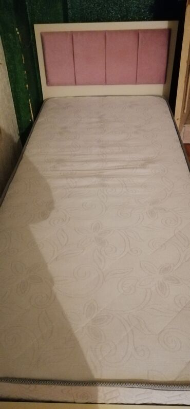 двуспальная кровать с матрасом: Кровать с розовой спинкой больше односпальной Покупала за 210 ман с