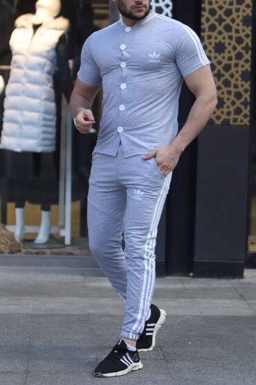 Trenerke: S-Xxl. L na lalafo.rs — 3 Trenerke: S-Xxl. L — 3