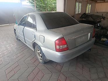 Mazda: Mazda 323: 2002 г., 1.6 л, Механика, Бензин, Седан — 6