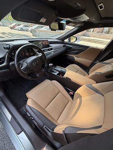 lexus sedan: Lexus ES: 2021 г., 2.5 л, Автомат, Гибрид, Седан — 5