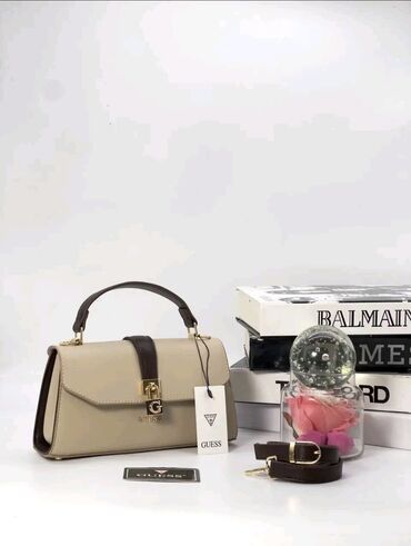 Torbe: Dimenzije: 22x15cm — 6