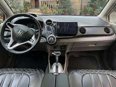 honda insight: 1500 azn ilkin odenis gunu 25 manatdan 30 ay qalmag sertile — 4