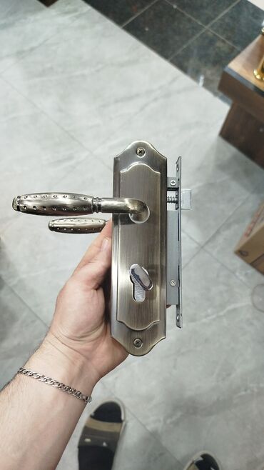 Qapı zamokları: Yeni, Pulsuz çatdırılma — 3