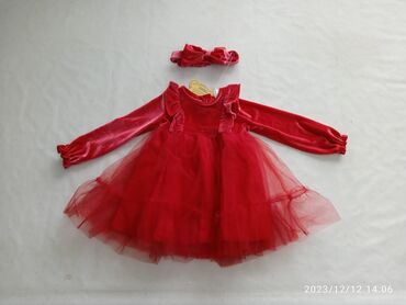 Детское платье, цвет - Красный, Новый
