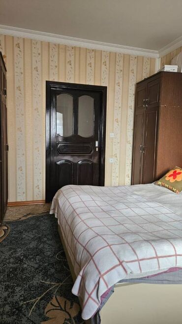 Uzunmüddətli kirayə mənzillər: Statistika dairəsi yaxinlığındaHƏYATT REGENCY ərazisində, Leninqrad — 12