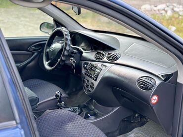 Ford: Ford Focus: 2004 г., 1.6 л, Механика, Бензин, Хэтчбэк
