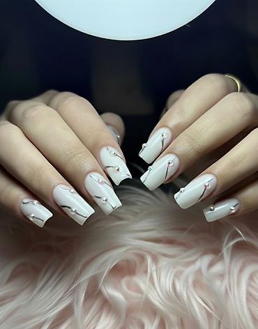 nails: Xidmət: Peşəkar manikür və dırnaq dizaynı Təsvir: - Klassik, fransız — 5