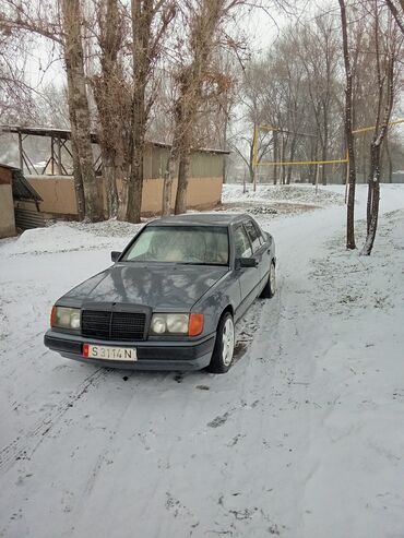 mercedesbenz eкласс: Mercedes-Benz W124: 1988 г., 2.3 л, Механика, Бензин, Седан