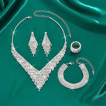 Setovi nakita: Svečani set nakita sa kristalima – više delova - Komplet se sastoji — 1