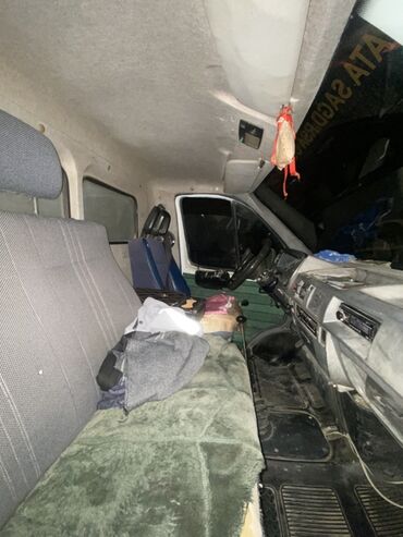 Yük maşınları: Yüngül yükdaşıma üçün praktiki bortlu yük maşını. Xüsusiyyətlər: - Ağ — 7