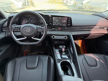 hunday sanata: Hyundai Elantra: 2022 г., 1.5 л, Автомат, Бензин, Седан — 5