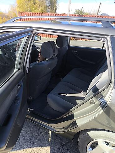 Toyota: Toyota Corolla: 2004 г., 1.6 л, Механика, Бензин, Универсал — 10
