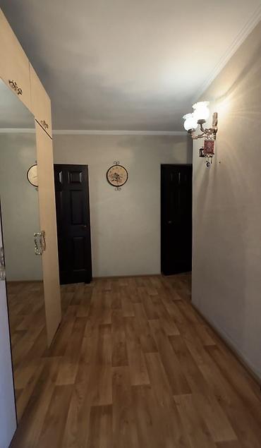 Продажа полдома: 🏡 Продается дом в центре города! 📍 Пересечение улиц Ахунбаева — Байтик — 9