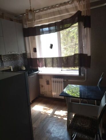 сколько стоят однокомнатные квартиры в бишкеке: 1 бөлмө, Толугу менен эмереги бар