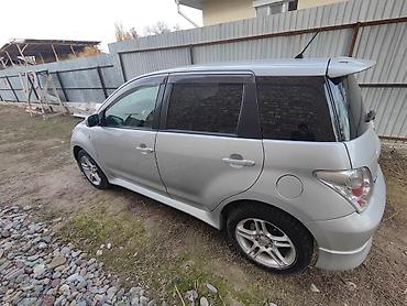 Toyota: Toyota Ist: 2003 г., 1.5 л, Автомат, Бензин, Хэтчбэк — 1